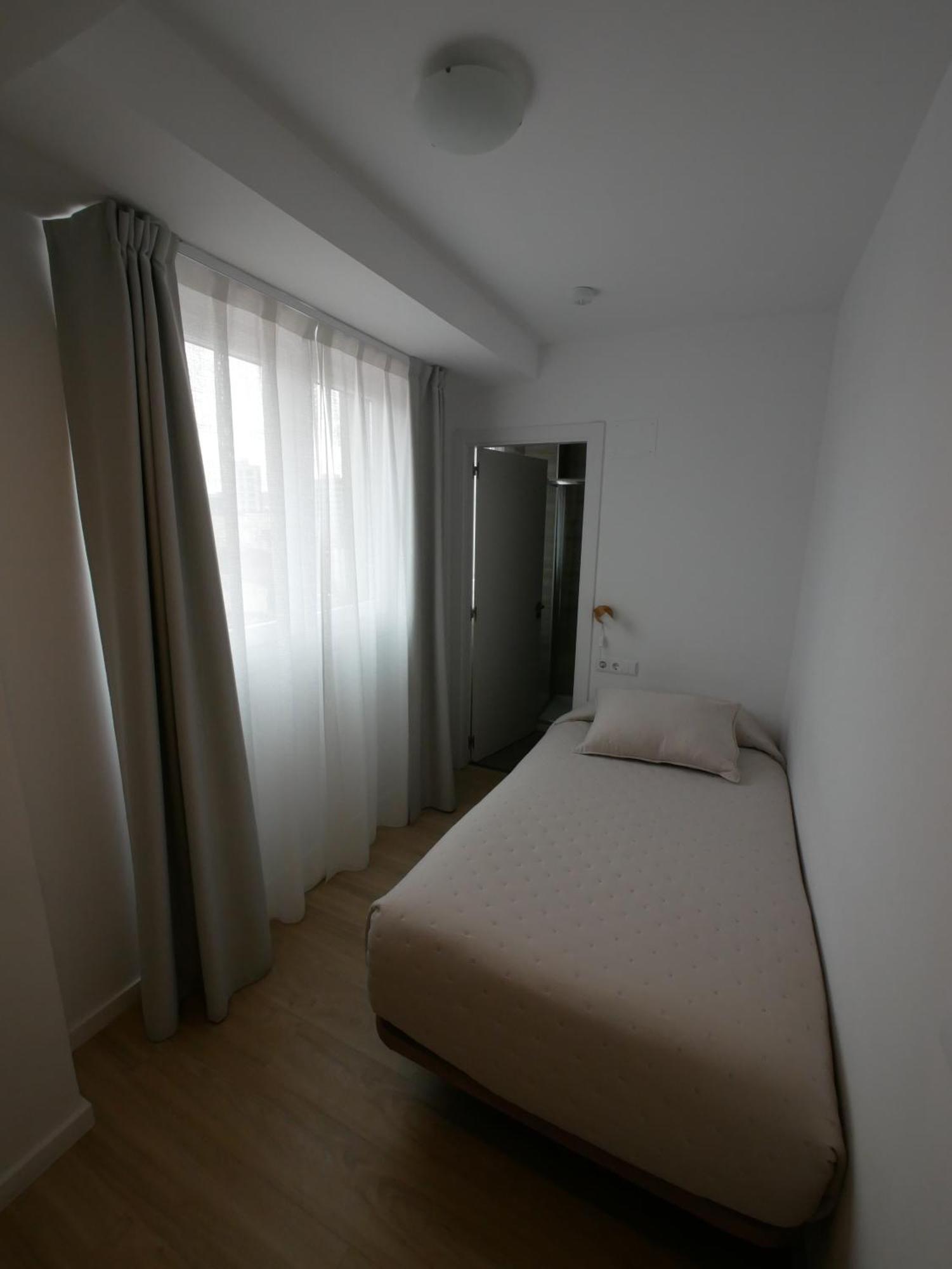 Myro Hotel 2*